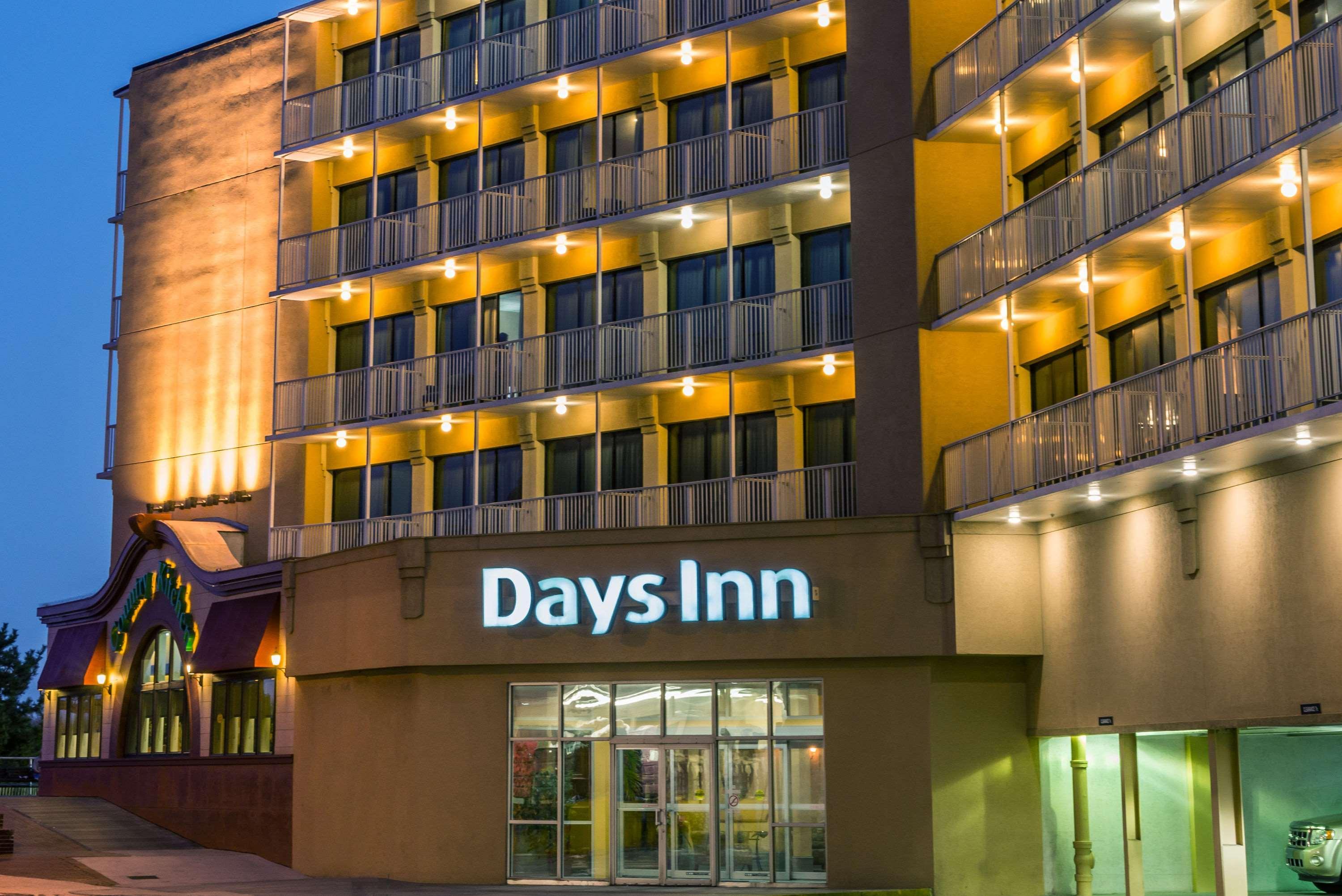 Days Inn By Wyndham Atlantic City Oceanfront-Boardwalk Экстерьер фото